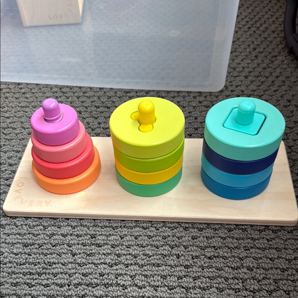 Lovevery Twist & Pivot Pattern Puzzle